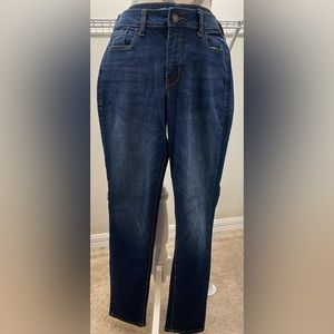 Old Navy Rock Star mid rise stretch jeans